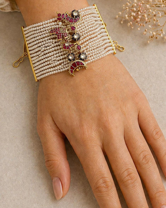 Handcrafted Jadau Kundan Bahi Pearl Bracelet - G387900