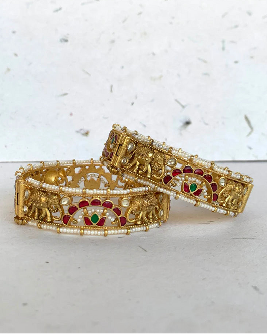 Jadau Kundan Elephant Motif Broad Bangles-G358400