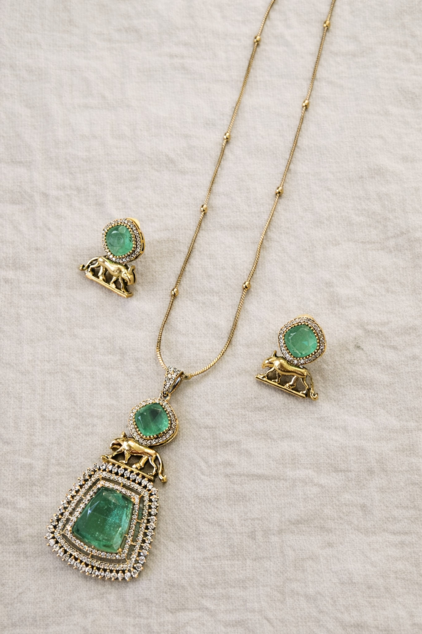 Sabyasachi Emerald Designer Pendant Set