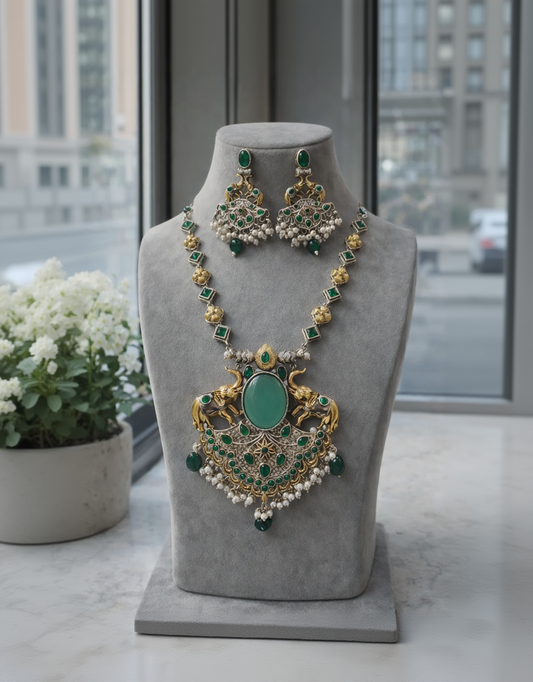 Oxidized Silver & Green Stone Elephant Pendant Necklace Set-G352300