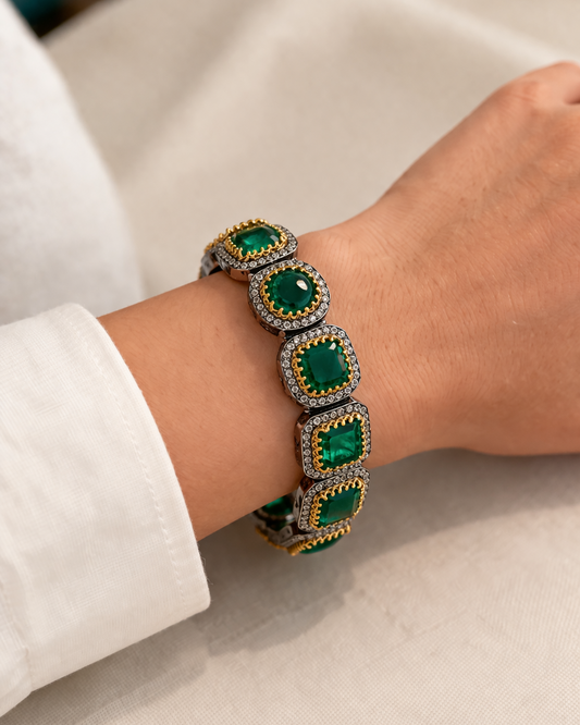 Victorian Emerald & American Diamond Kada Bracelet-G351500