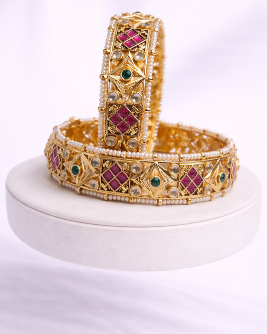 Handcrafted Kundan Polki Bangles (Set of 2)-G355600