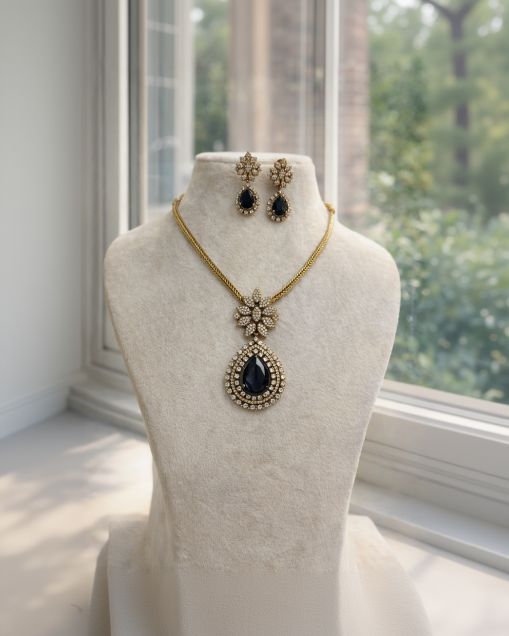 Victorian Antique Pendent set-G351600