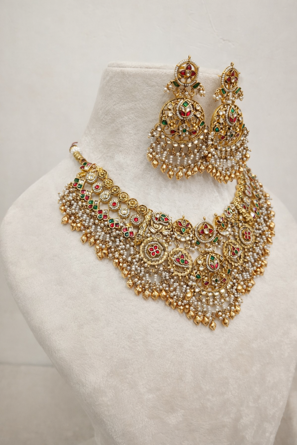 Bridal Temple Design Heritage Kundan Choker Set
