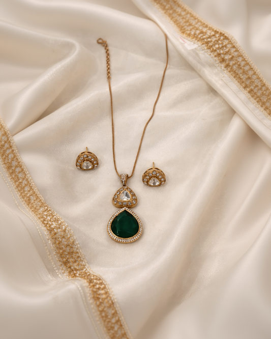 Zehra Emerald Drop Polki Necklace Set-G751300