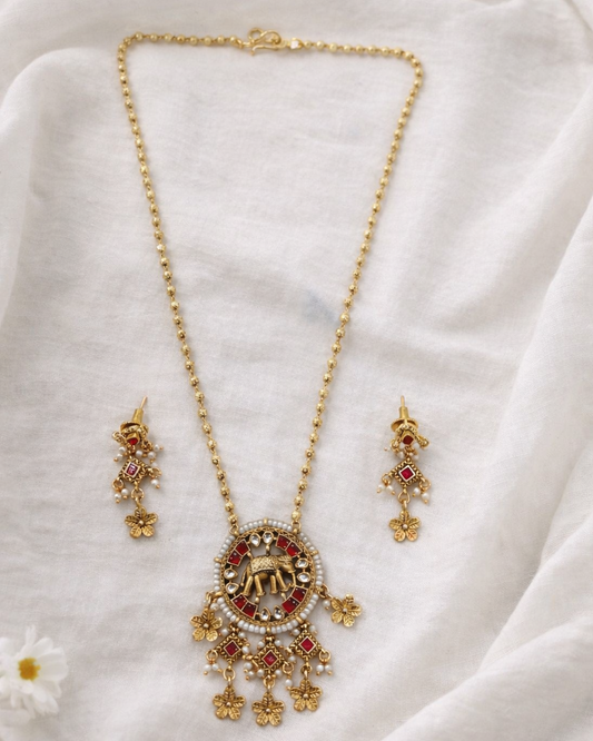 Heritage Elephant Motif Gold-Toned Pendant Set-G352000