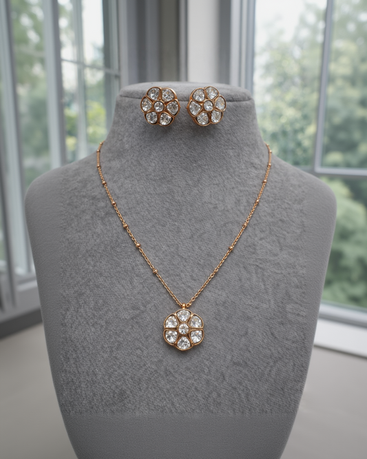 Mossonite Pendent set