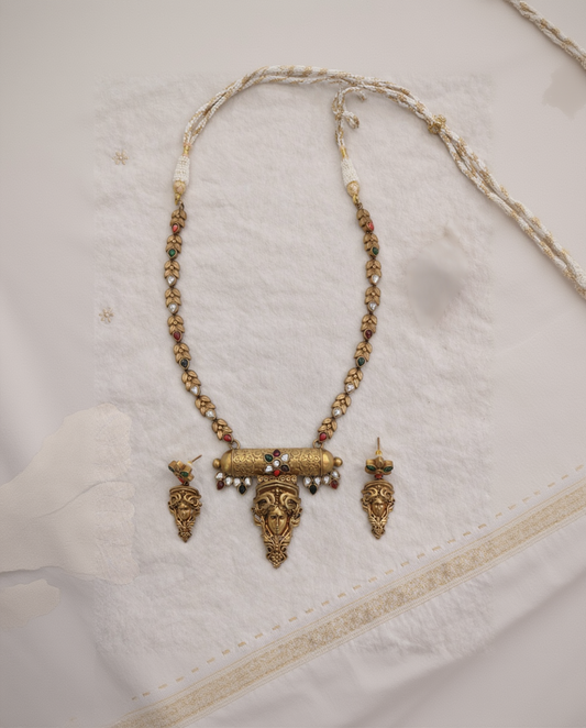Fusion Victorian-Tone Temple Jewelry Necklace Set-G351800