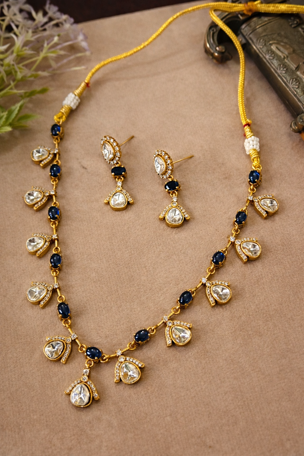 Mossointe Small Necklace set