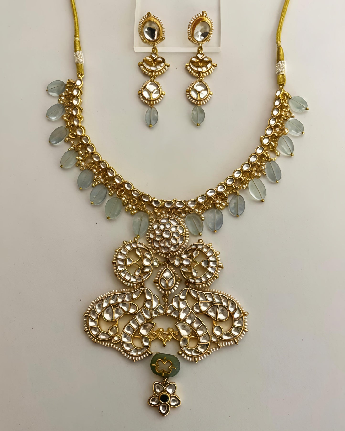 The Maharani Filigree Kundan Necklace Set-G3510800