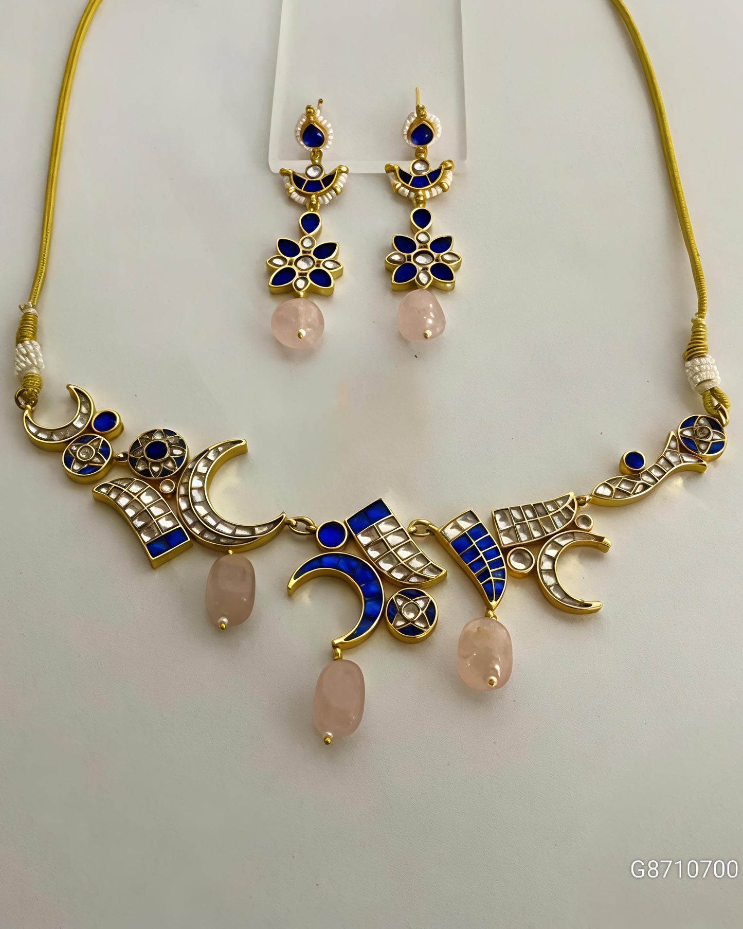Handcrafted Royal Blue Kundan Set-G3510400