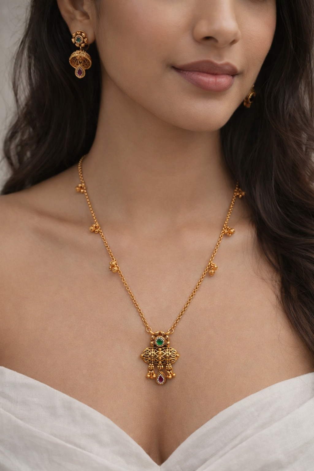 Antique Gold Plated Pendant Set-G351300