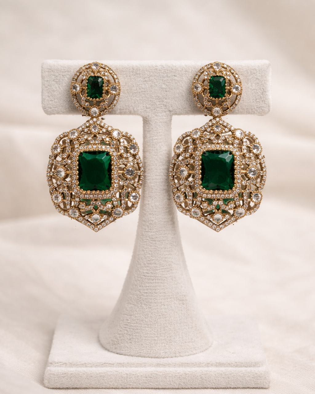 Victorian Emerald Green Stone & Kundan Necklace Set-G354100