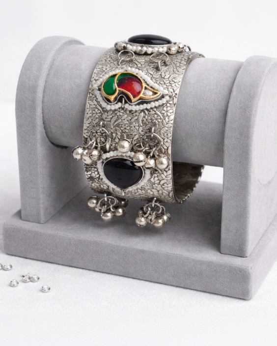 Oxidized Silver Bangles Kada/Cuff-G351400