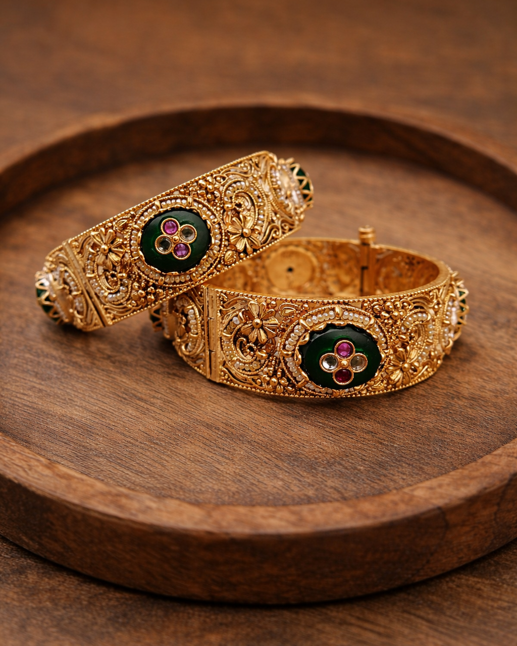 Green Onyx Heritage Bangles(Set of 2)-G353800