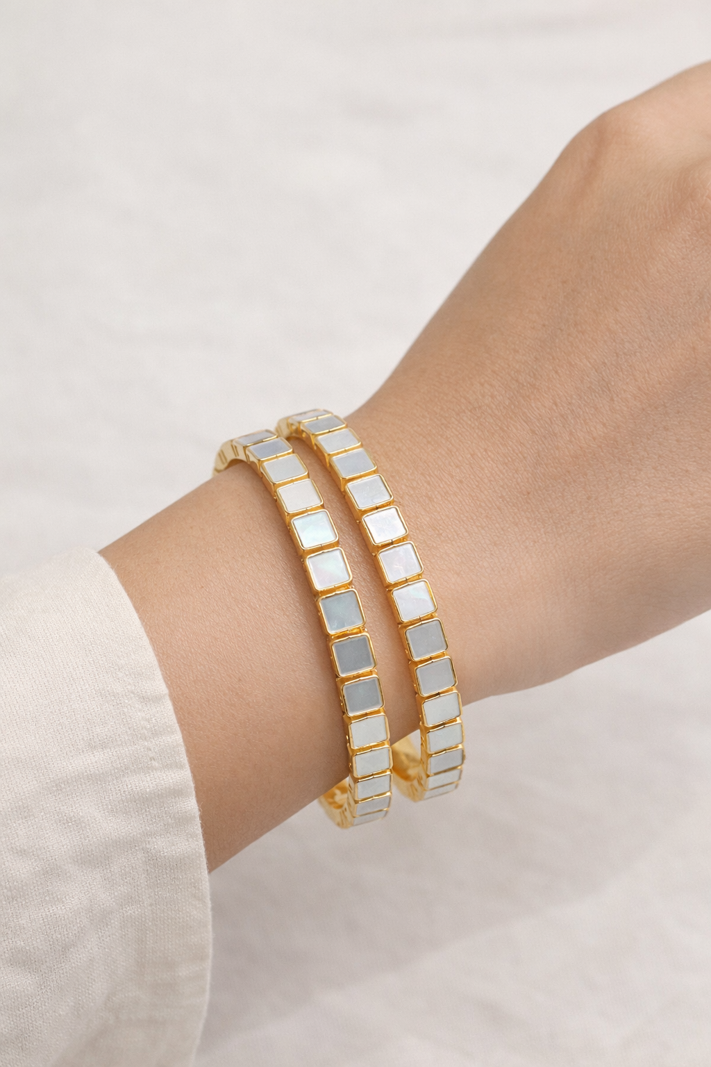 Mother-of-Pearl Square Bangles(Set of 2)