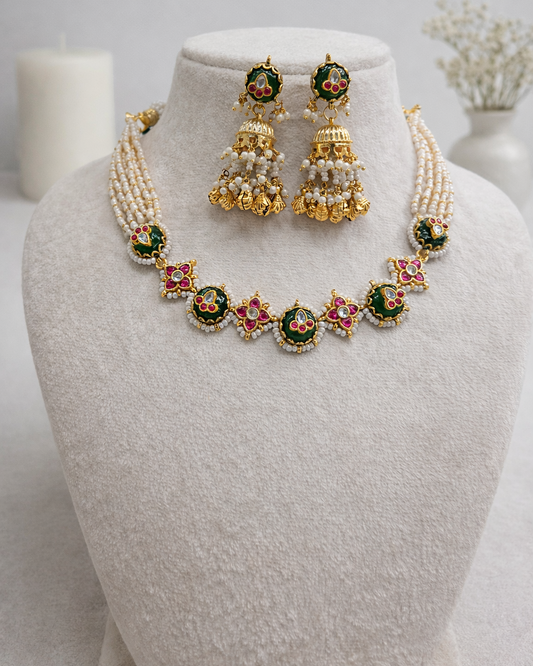Jadau Kundan & Emerald Pearl Choker Set-G354300