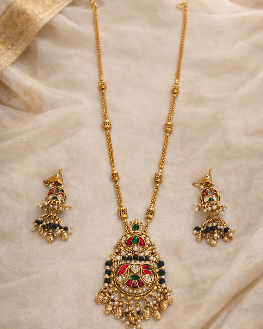 Kundan Gold Plated Chain Pendant Set With Earring-G352700