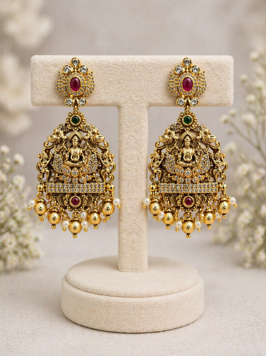 Antique Gold Lakshmi Temple Necklace Set-G353300