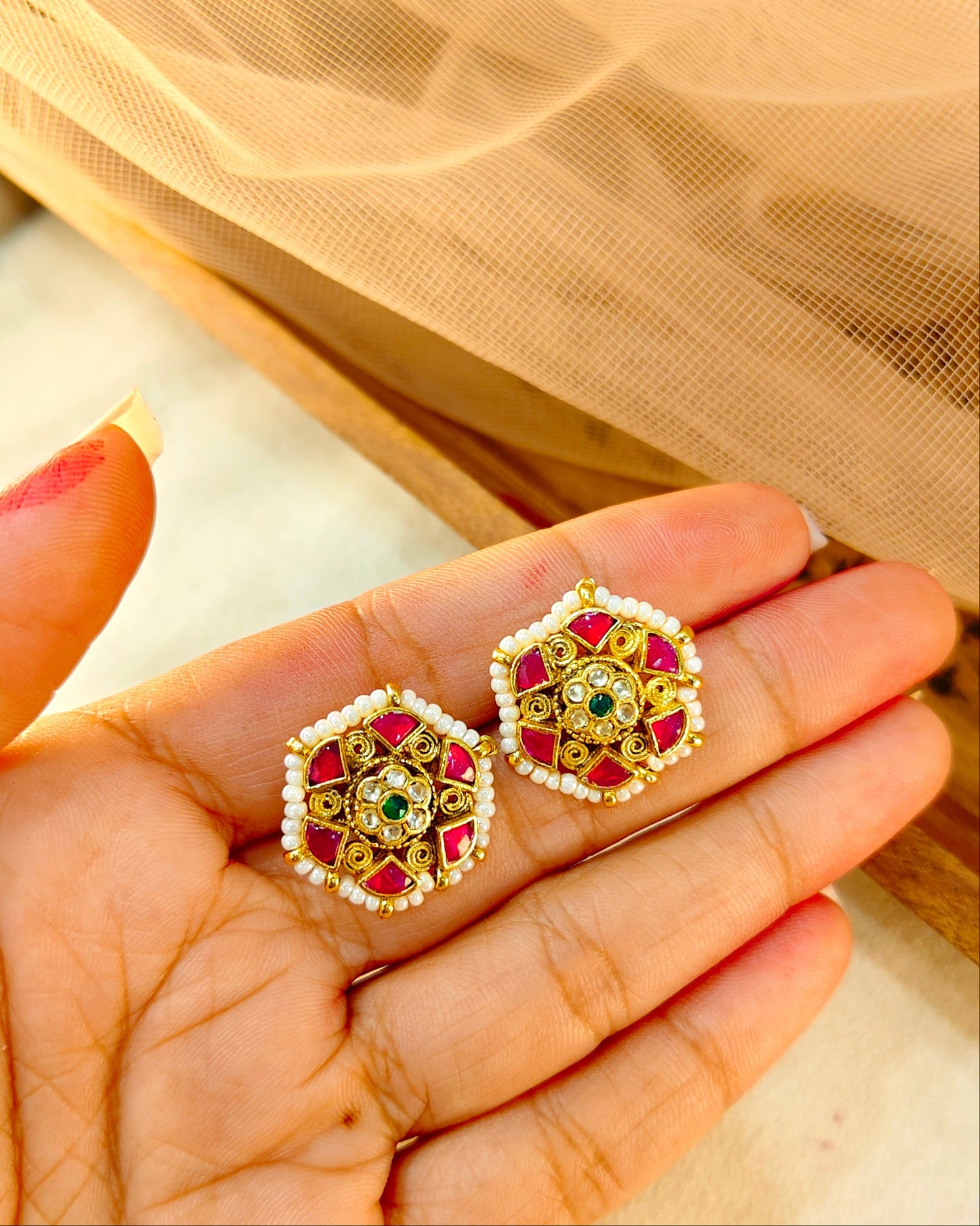 Jadav Stud Earrings-G771400