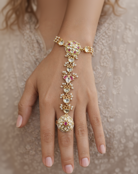 Pearl & Kundan Haath Phool / Haath Panja Bracelet-G352300