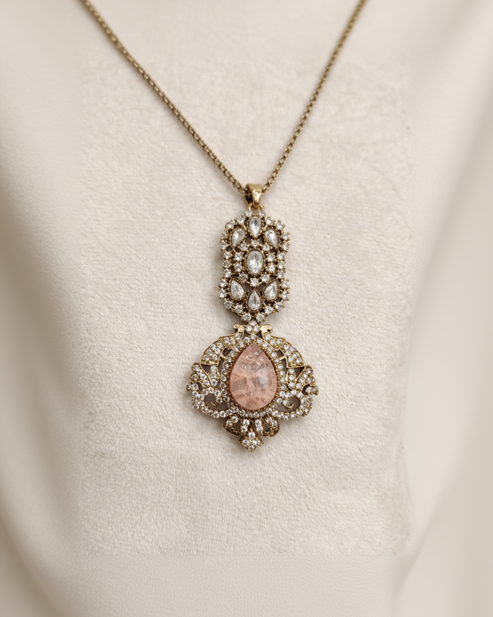 Victorian Pink Stone Pendent Set-G751600