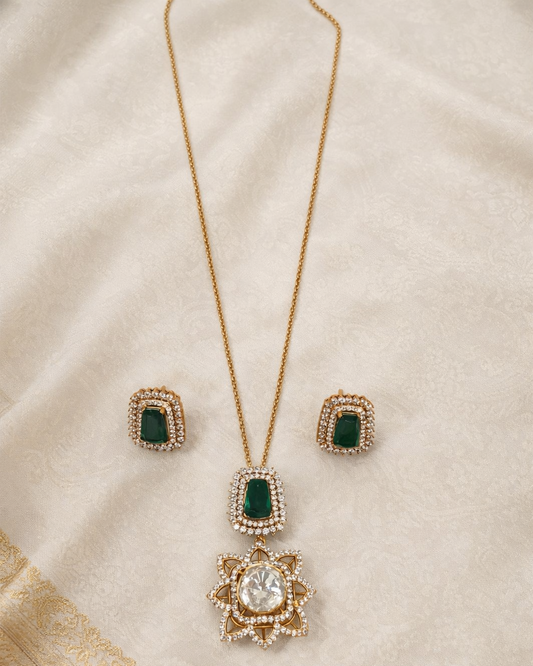 Emerald Green Mossonite Pendant Set-G753100