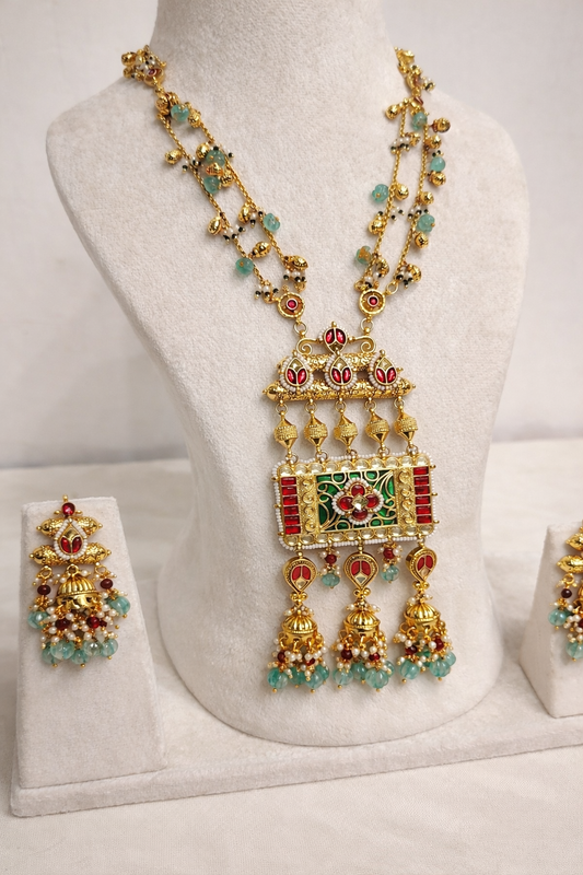 Heritage Real Jadatar Long Necklace Set
