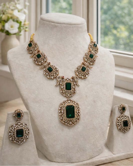 Victorian Emerald Green Stone & Kundan Necklace Set-G354100
