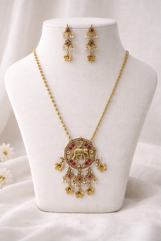 Heritage Elephant Motif Gold-Toned Pendant Set-G352000