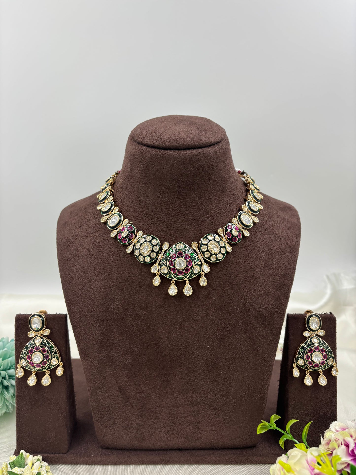 KAVYA KUNDAN PREMIUM MOISSANITE NECKLACE