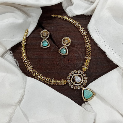 VICTORIAN HASLI NECKLACE