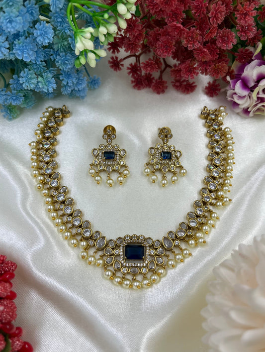 DELICATE MOTI VICTORIAN NECKLACE