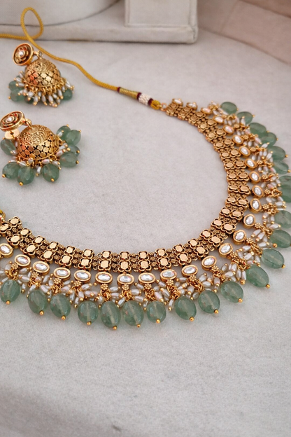 Chandan Short Choker Set