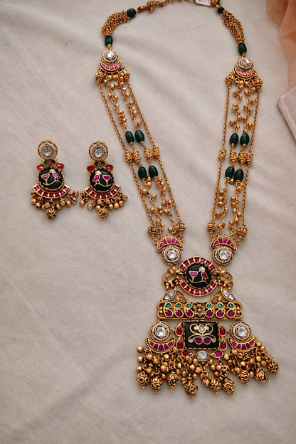 Heritage Long Green Onyx Pendent Set