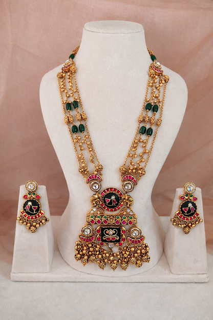 Heritage Long Green Onyx Pendent Set