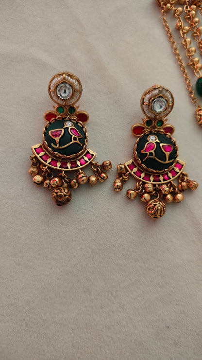 Heritage Long Green Onyx Pendent Set