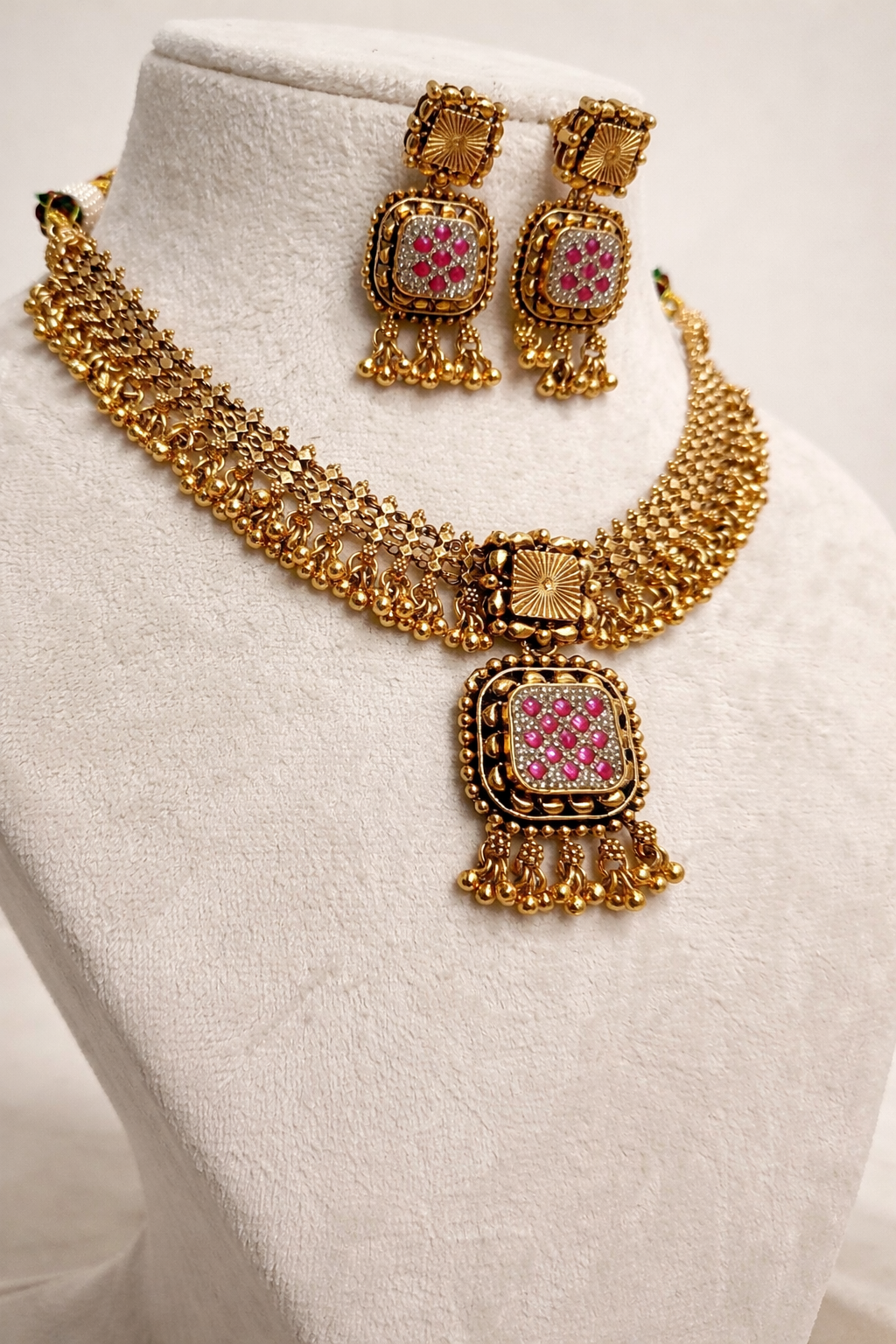 Chandan Belt Chorski Antique Necklace Set