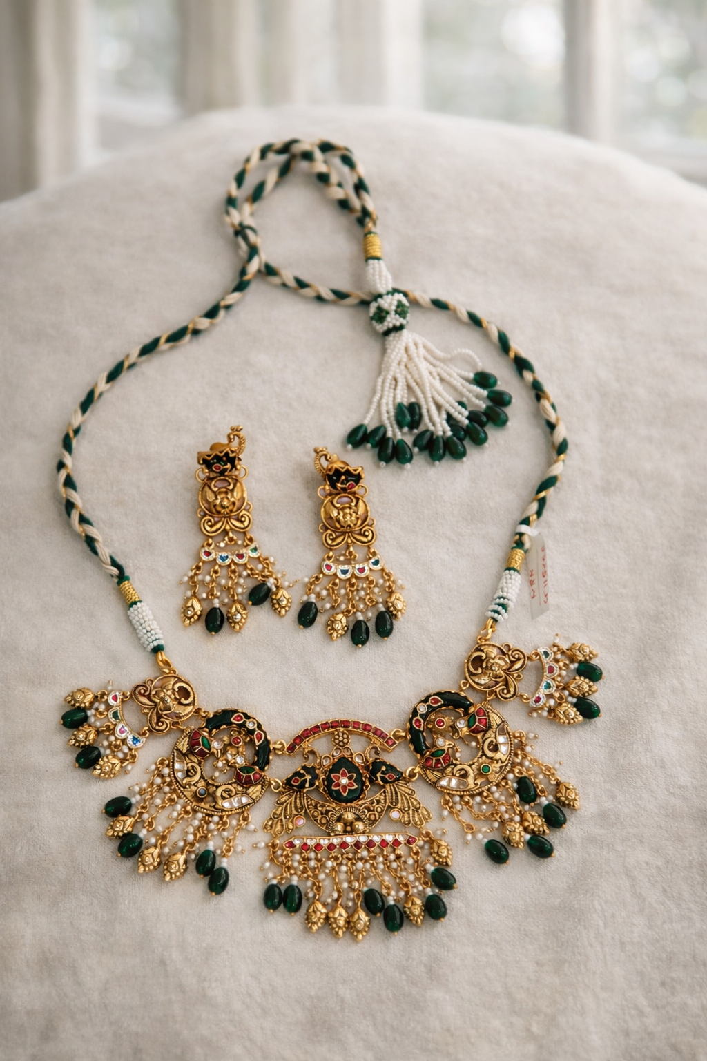 Royal Haritage Necklace set