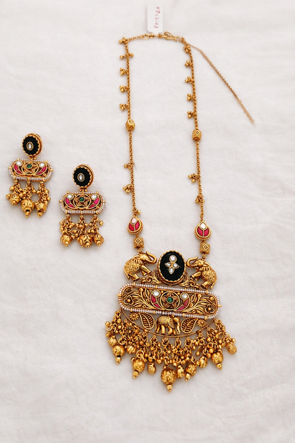 Taara Long Pendant Set