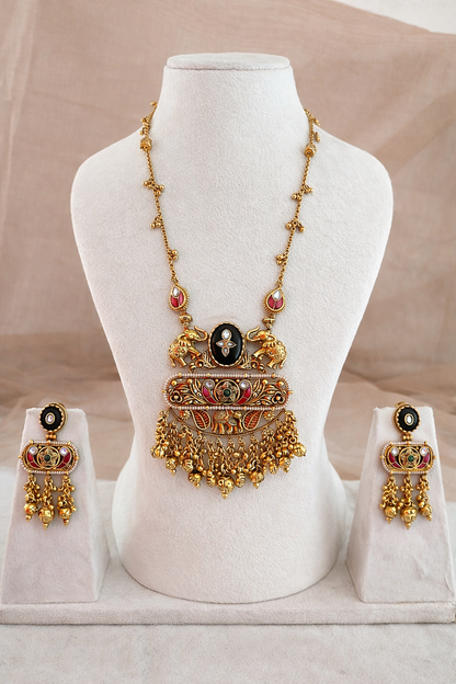 Taara Long Pendant Set