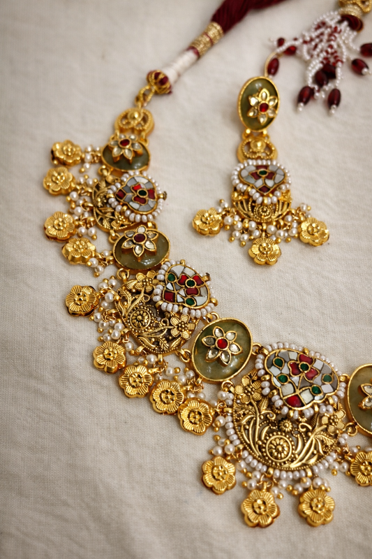 MOP Haritage Necklace set (Copy)