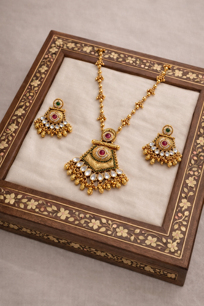 Lariat Ghugharu Pendent Set