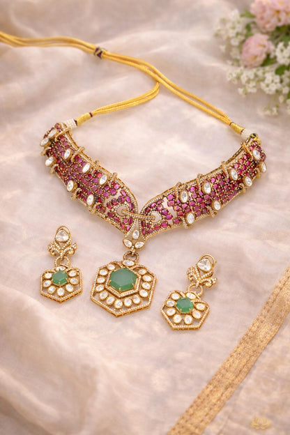 Victorian Rubby Stiff Choker