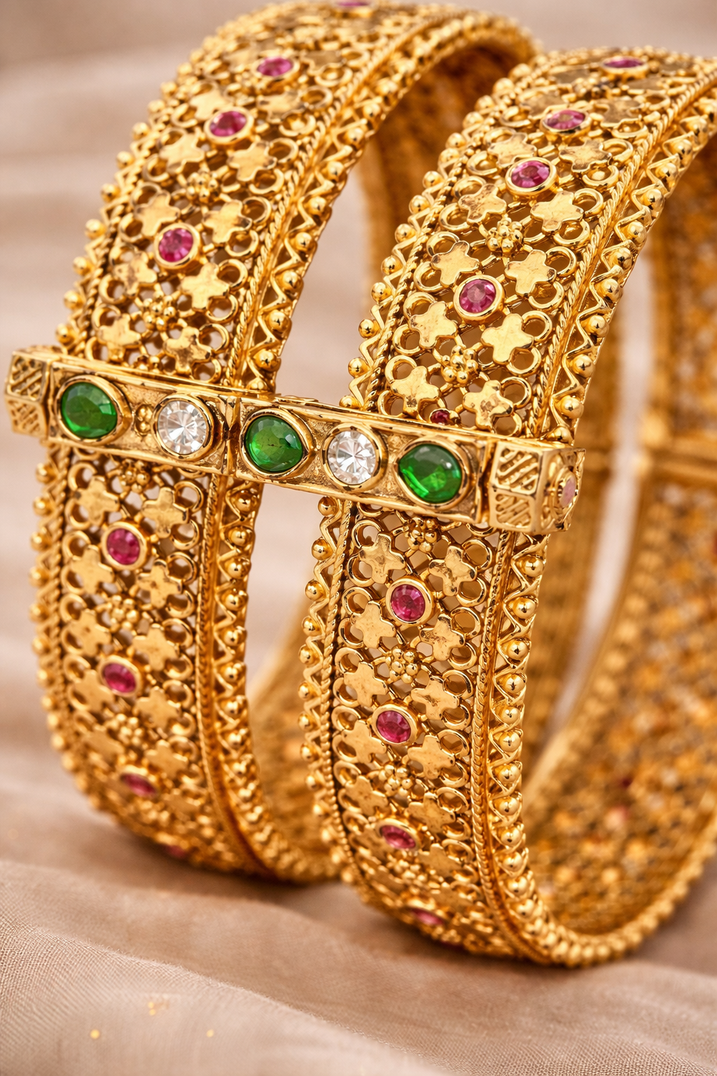 Chandan floral motifs Bangles