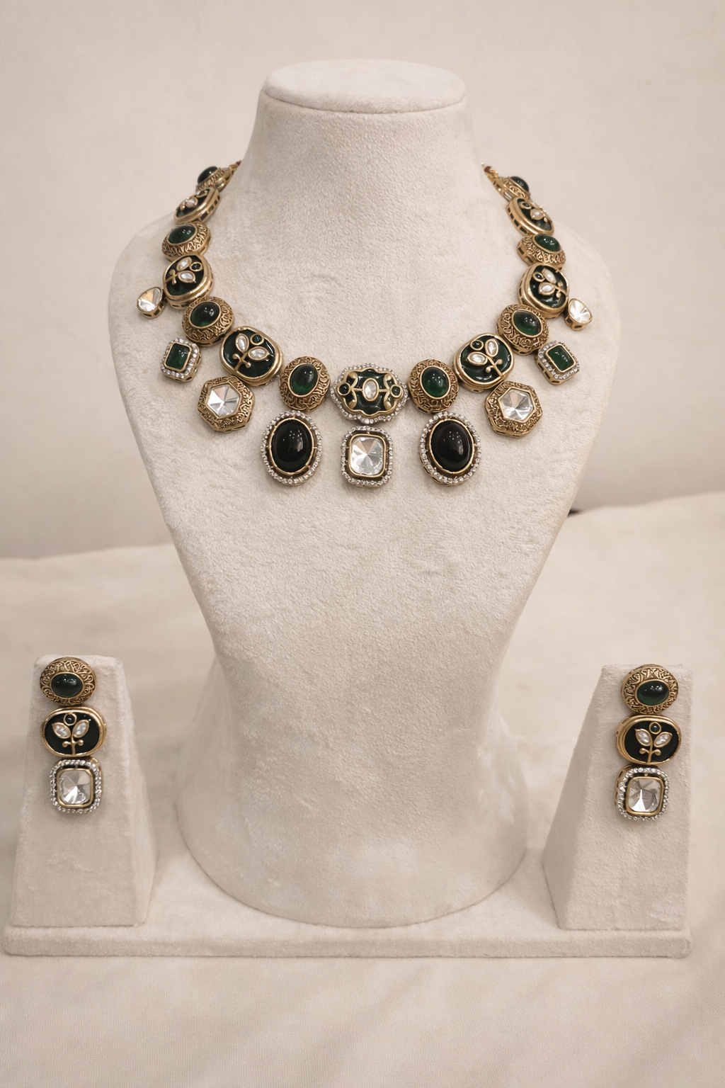 Sabyasachi Dropping Necklace Set-G355700
