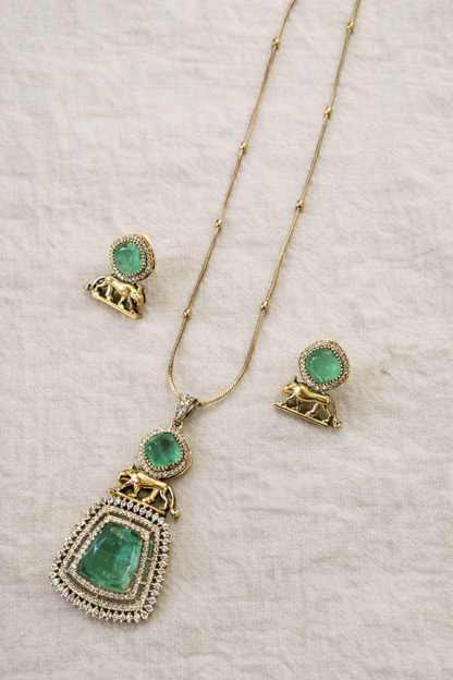 Sabyasachi Emerald Designer Pendant Set