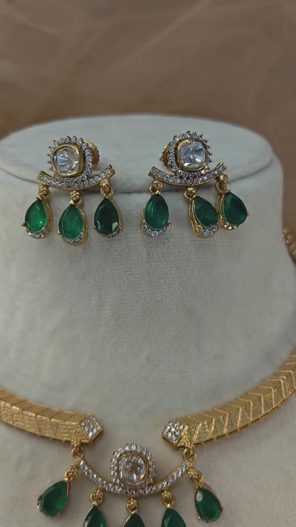 Moissanite Emerald Teardrop Hasli Choker Set-G425400