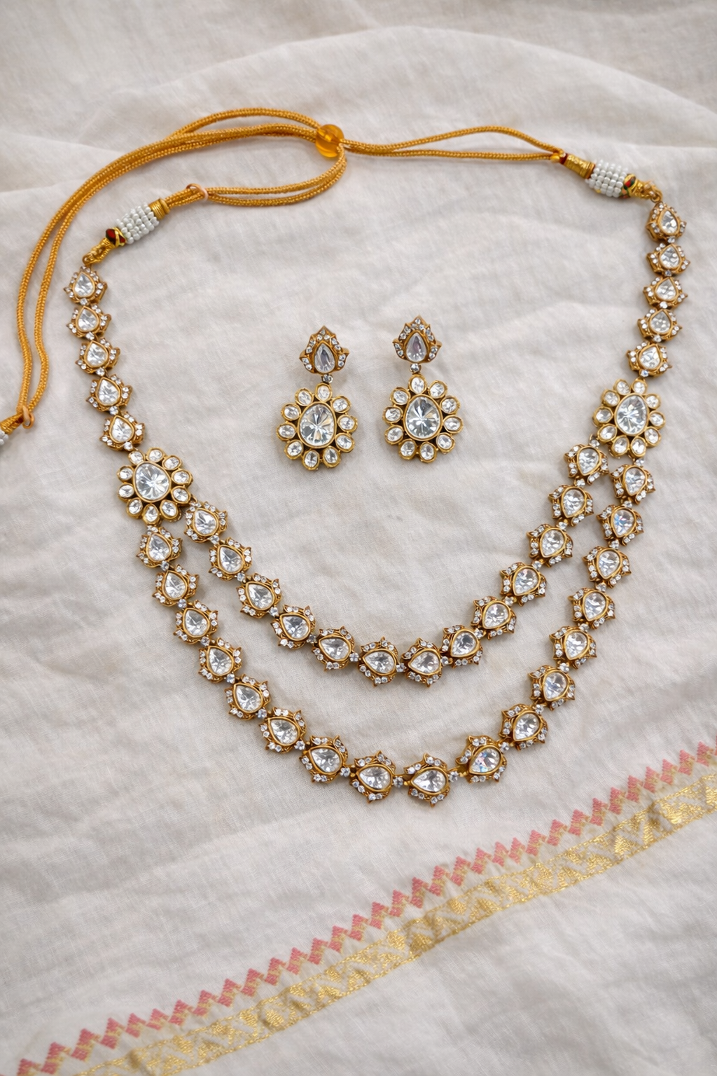 Handcrafted Traditional Kundan Jewellery Set