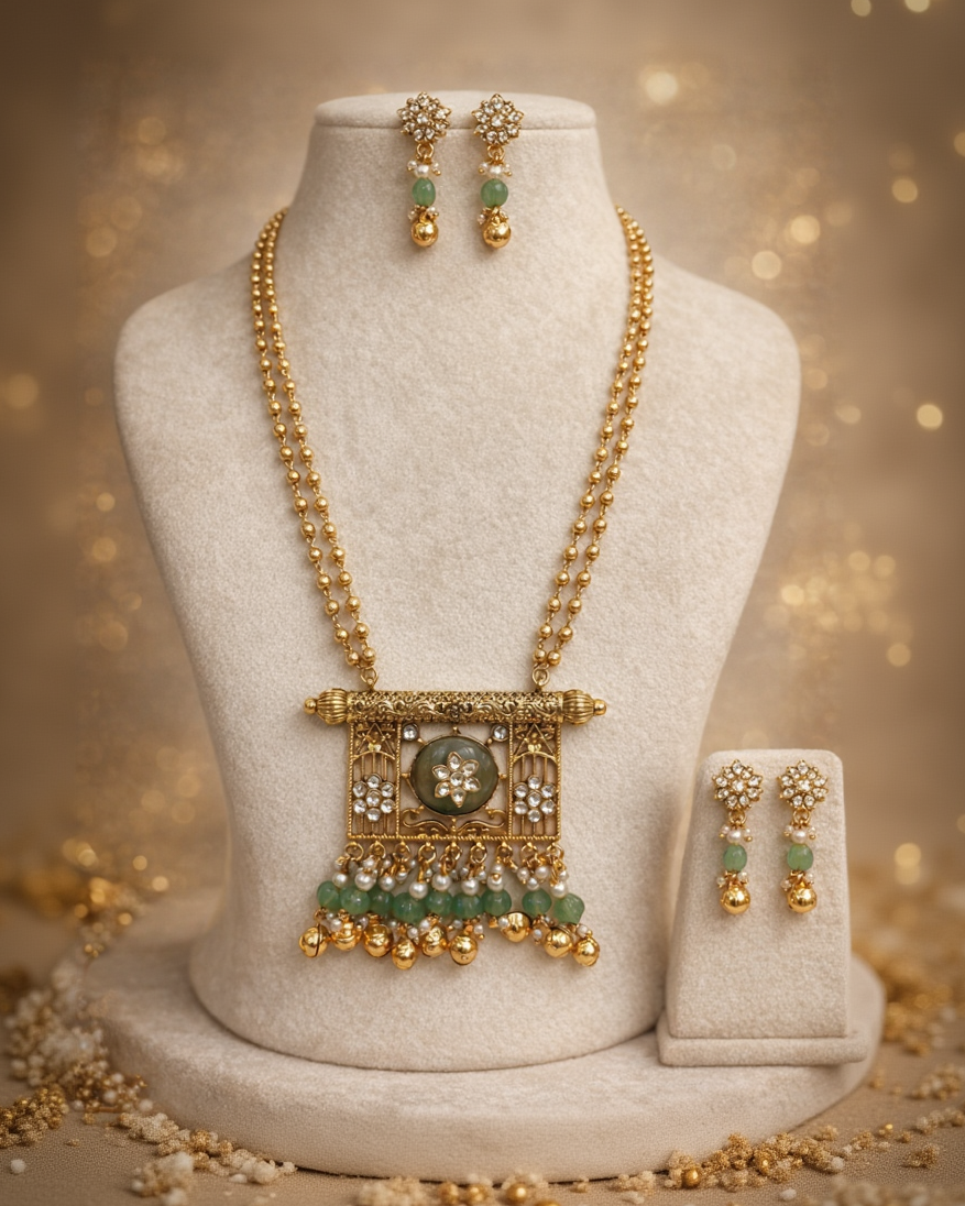 Pachi Kundan" Style Gold-Plated Copper Necklace & Earring Set